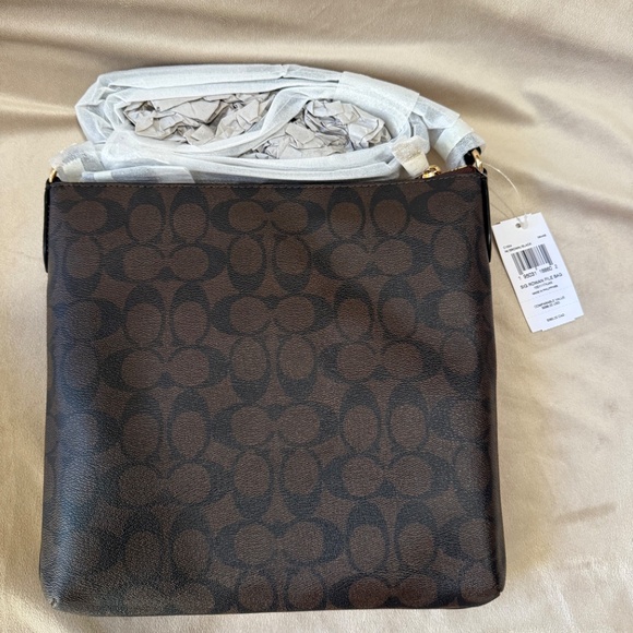 Coach New Crossbody Purse - Picture 3 of 3